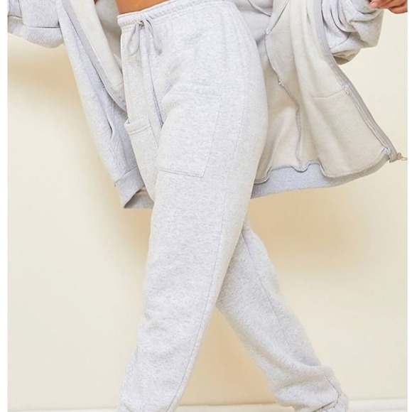 PrettyLittleThing Pants - PRETTYLITTLETHING Ash Grey Thigh Pocket Casual Cuffed Joggers Size S